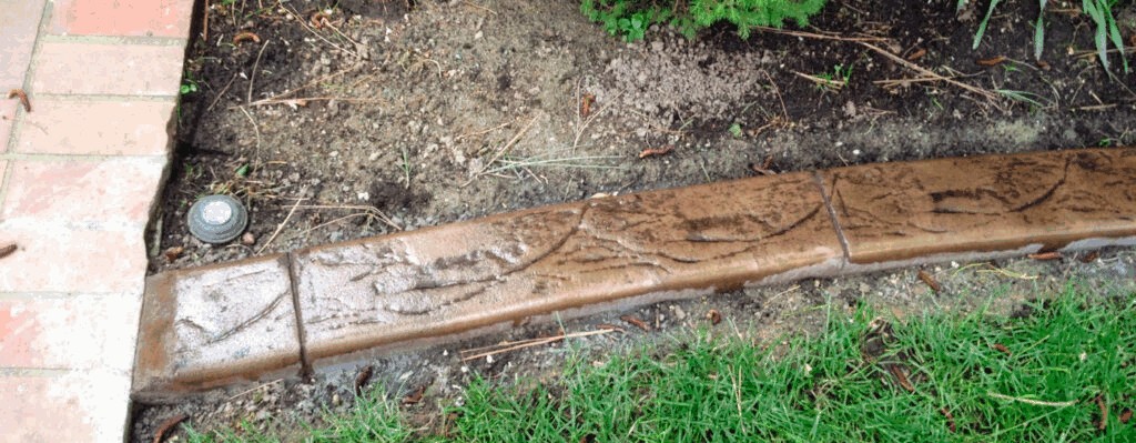 stamped curbing 118